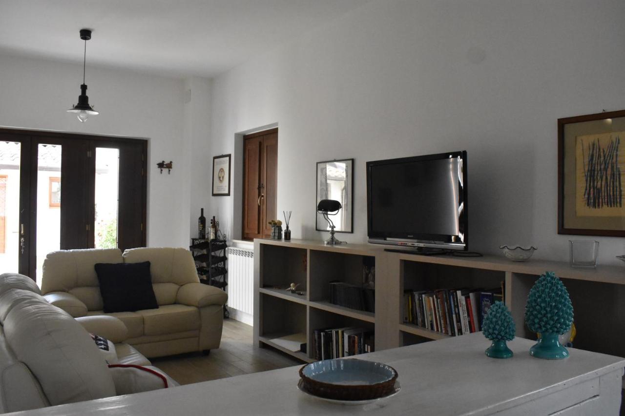 Le Radici Home LʼAquila Exteriör bild